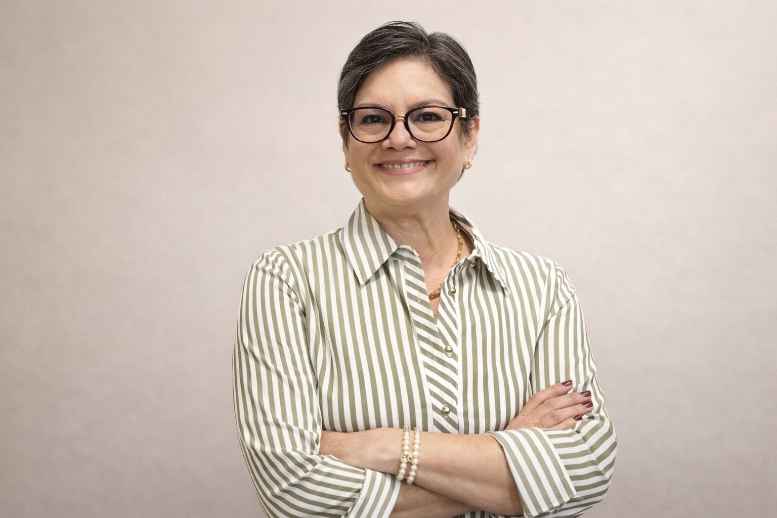 W Reyes - Corredora de Bienes Raices